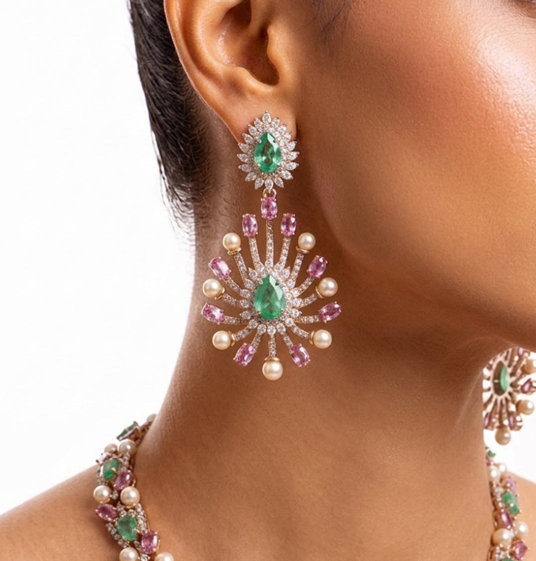 Emerald Radiance Pearl Burst Necklace & Earrings Set