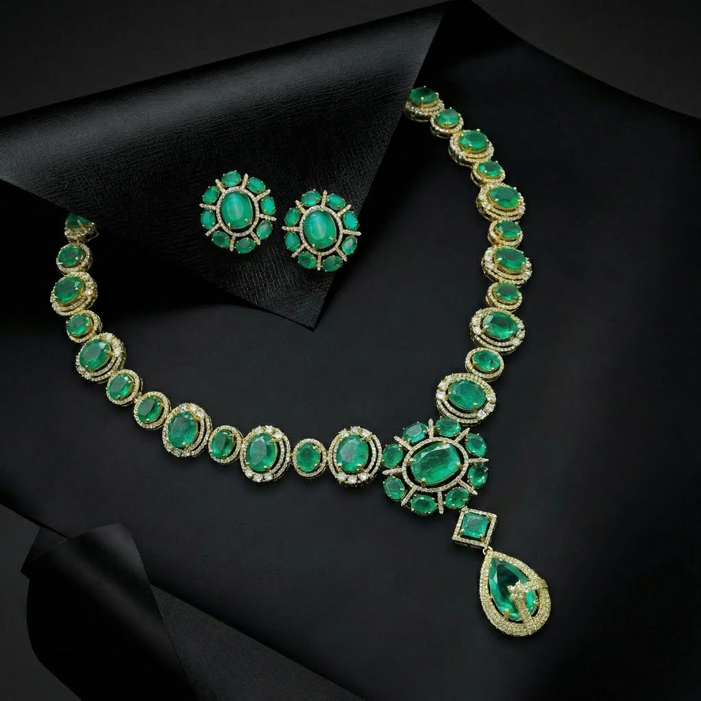Emerald Constellation Graduated Necklace & Earrings Set