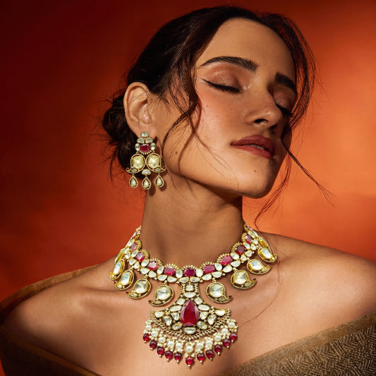 22 C GOLD PLATING Ruby Blossom Polki Chandelier Necklace & Earrings Set
