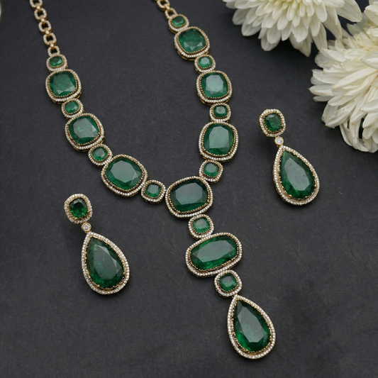 Emerald Graduating Diamond Halo Drop Set