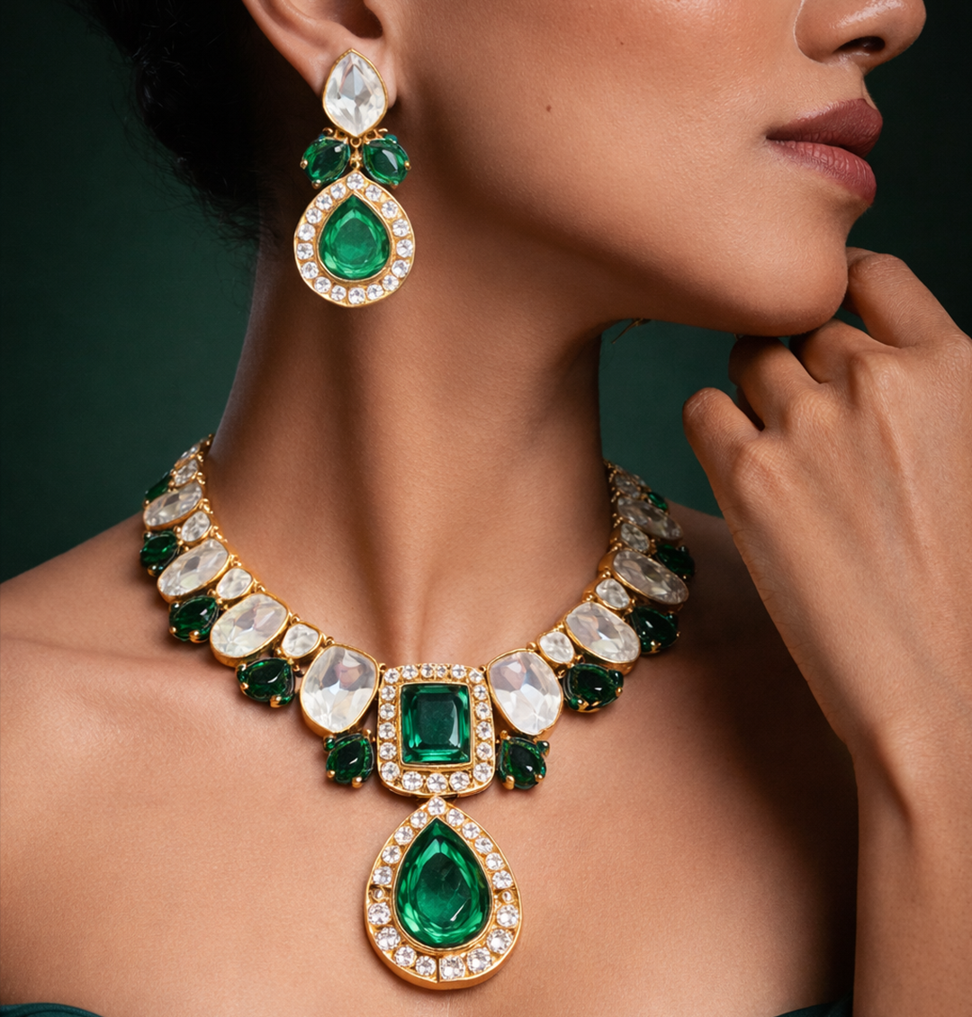 22C Orginal Gold Platting Emerald Royale Heirloom Necklace Set