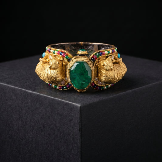 Emerald Lion Repoussé Navratan Bead Gold Bracelet