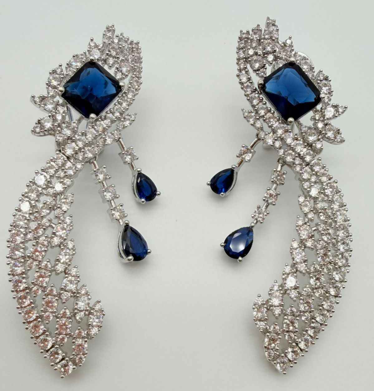A High-End Cubic Zirconia Set on Silver