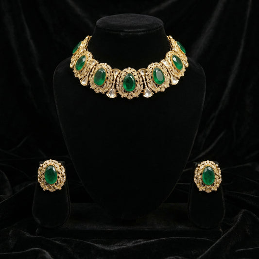 Emerald Gold Filigree Wreath Jewellery Set