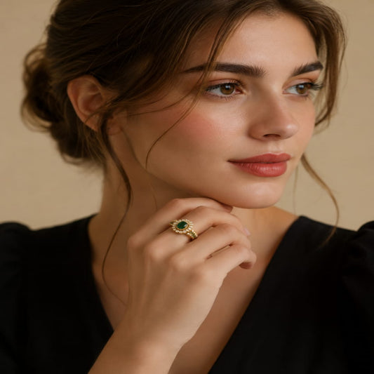 Verdant Étoile Crystal Statement Ring