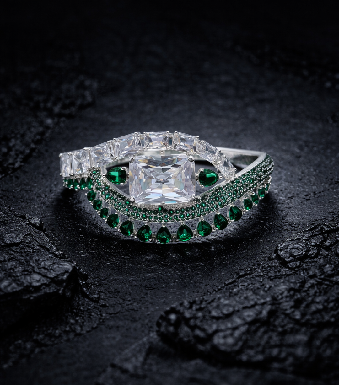Emerald Cascade Royale Jewelry Set