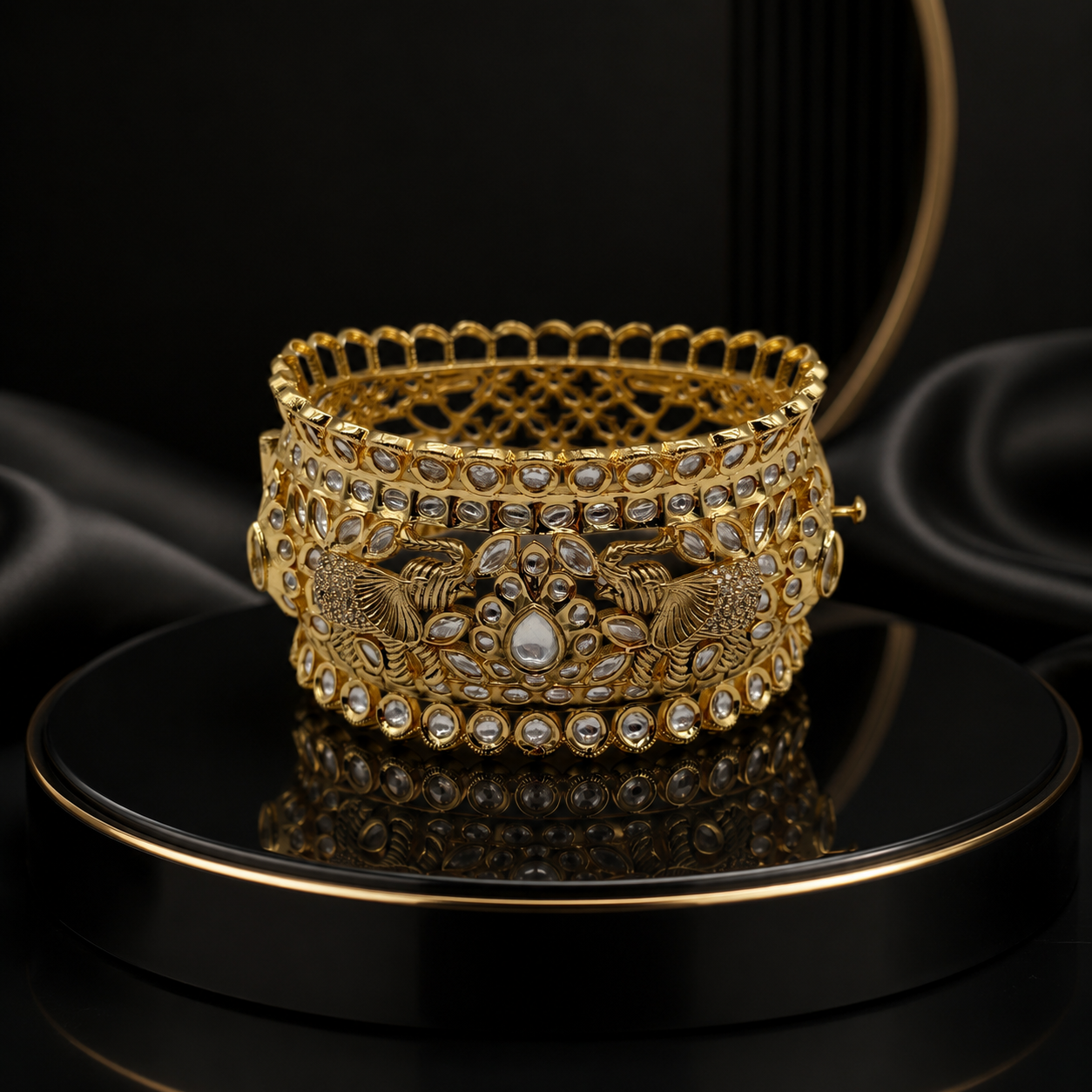 Classic Heritage Gold Bracelet